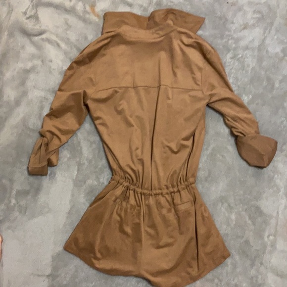Brown suede romper - Picture 5 of 7
